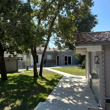 Gainsbourg Ferienhaus