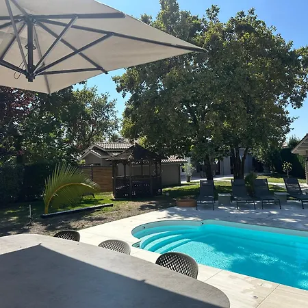 Gainsbourg Tatil Evi